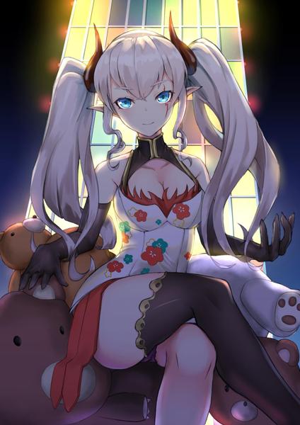 カードイラスト、同人絵、ソシャルゲームイラストを承ります