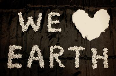 WE ♡ EARTH