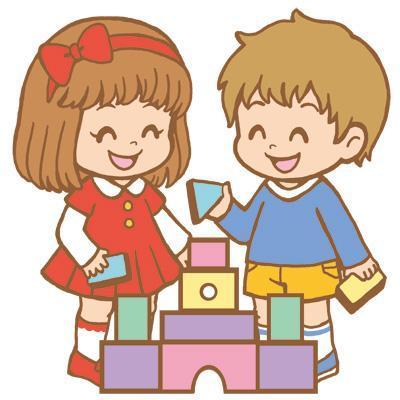 男の子と女の子積み木遊び