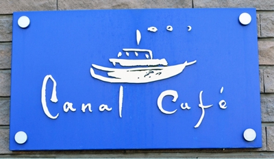 カフェのロゴ