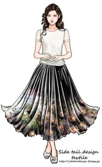 鬼灯柄のドレス