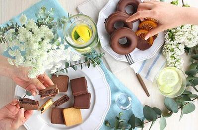 チョコレート会社での制作物（ポートフォリオサイトにてご覧頂けます）