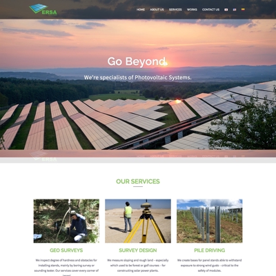 【太陽光発電施工事業者さま】多言語対応Webサイトデザイン・コーディング