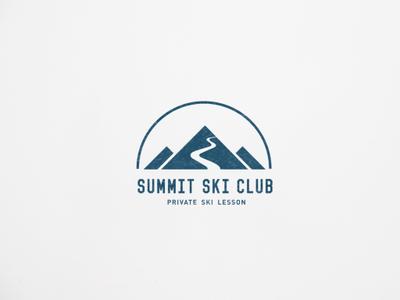 スキー会社のロゴデザイン