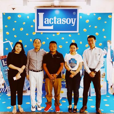 タイ大手企業Lactasoy社CEOと日系企業の通訳