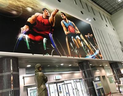 市立文化会館内にアスリートをモチーフとした体感型の装飾を行い、壁面装飾用イラストを担当しました