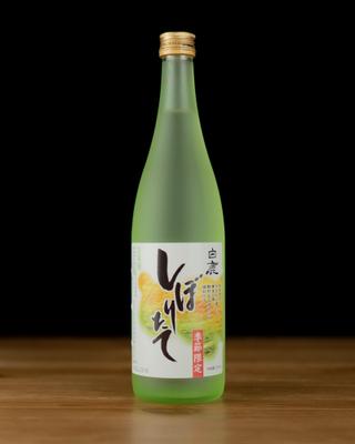 商品（お酒）を際立たせる写真撮影をしました