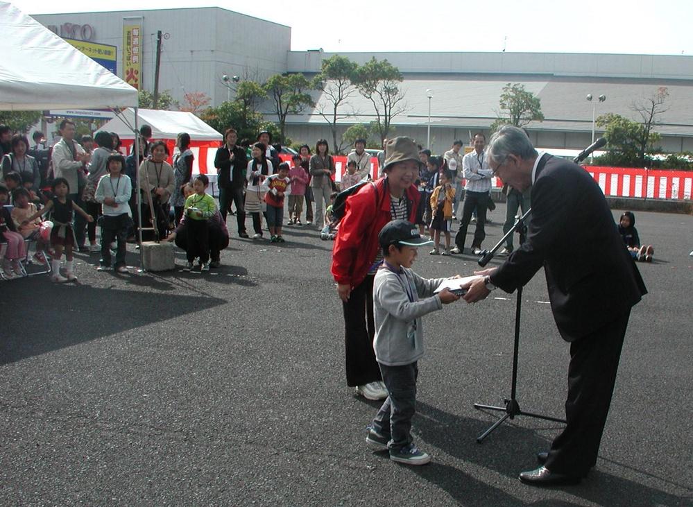 【浜山公園通り歩道完成セール】企画書制作しました