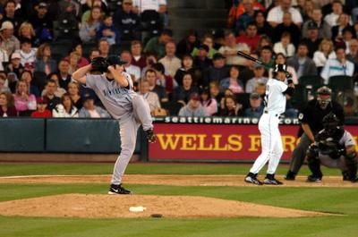 野茂英雄とイチローのメジャーでの対決を撮影。場所は、マリナーズの本拠地、セーフィコ・フィールド。ました