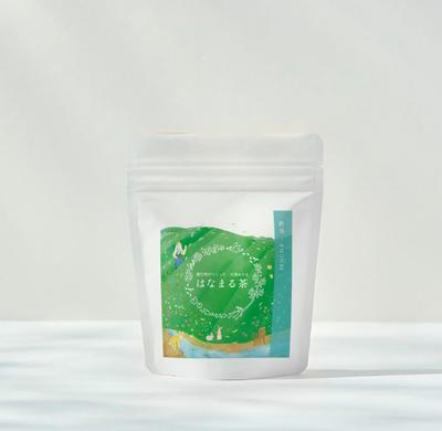 自然食品を手がける株式会社キャリア・アーク様より新商品「はなまる茶」のパッケージ制作をご依頼いただきました
