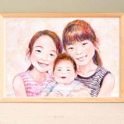 15年前のお写真を元に、現在は10代後半〜20代のお子さまたちの子供の頃の姿を描きました