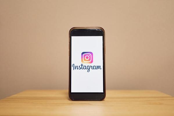 フェイスブック・インスタグラム広告の運用と、撮影を一括して実施します