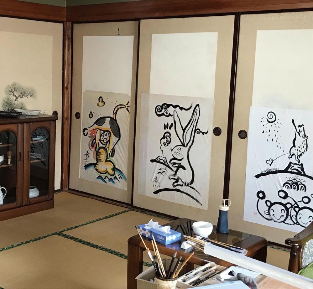 すみ絵のプロです・個人宅（襖絵）から店舗用、童話まで。みほんでご判断願います