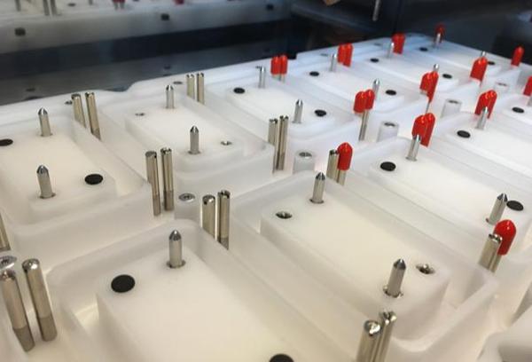 いわゆる小物やジグの試作をCNCや3Dプリンタで行います