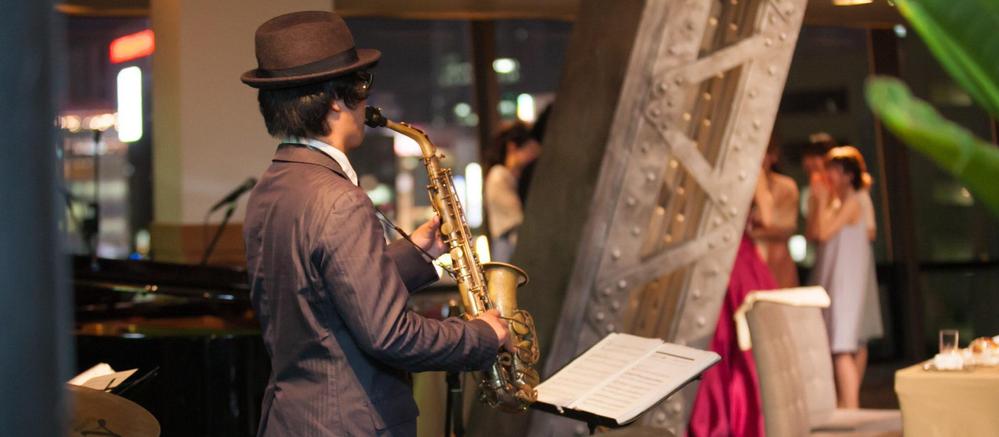 結婚式（披露宴・人前式・二次会）でジャズの生演奏をします