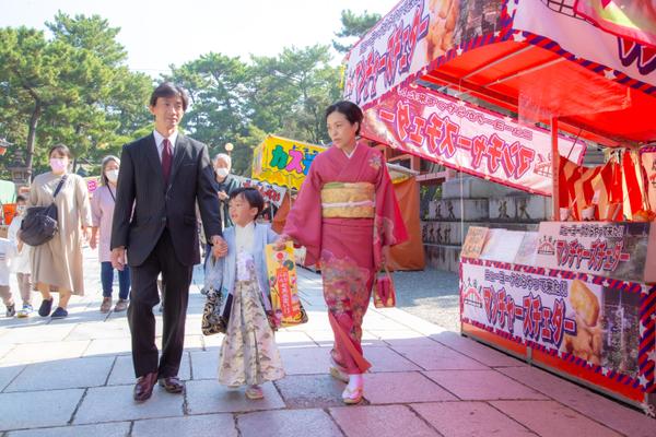 プロのカメラマンとして、家族写真やプロフィール撮影を行います