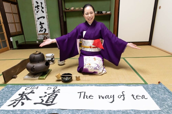 【海外出張】茶道体験（英語または日本語）、世界どこまででも承ります