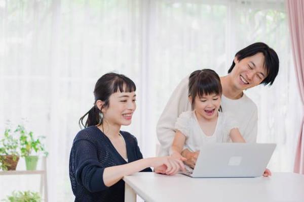 いただいたデザインを元に、HTMLでコーディングいたします