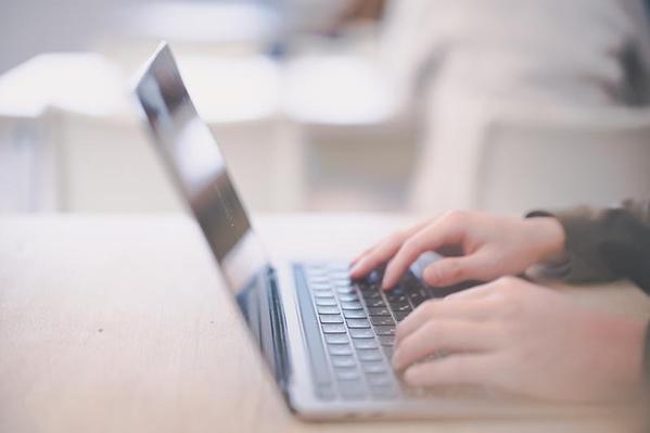 事務のお悩み聞きます　データ入力　経理サポートいたします