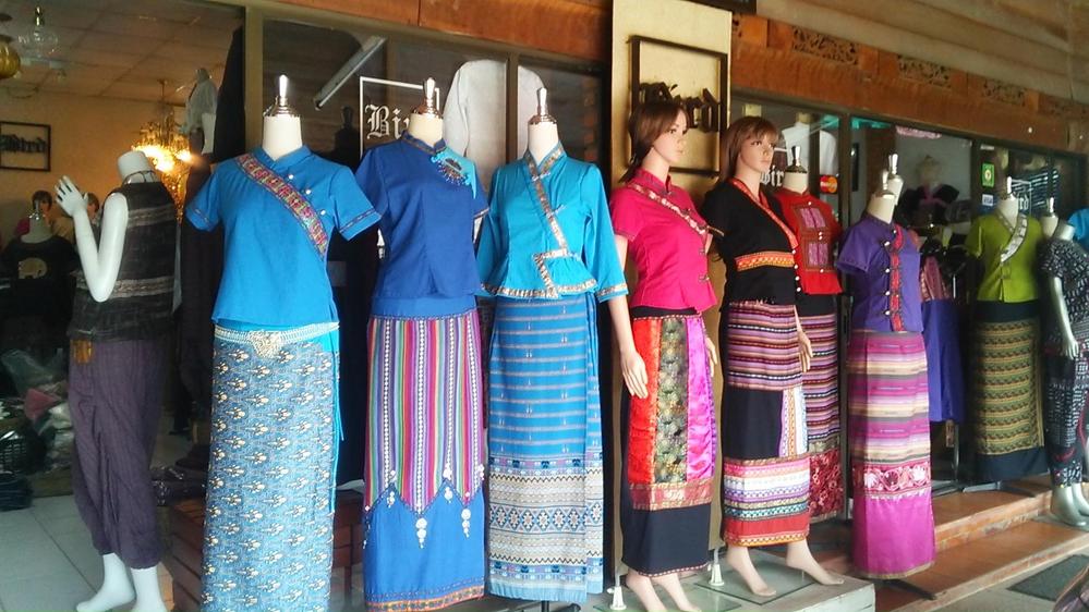 タイ語翻訳・校正校閲、ライティングなど是非ご相談ください。ビジネスに繋げていきます