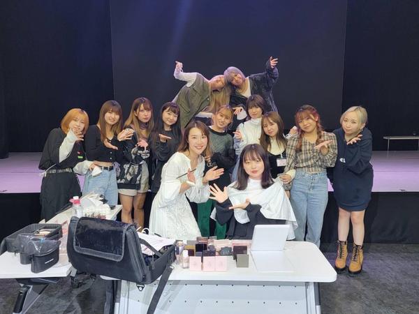 メイクセミナー・メイクショーでのメイク実演や講習をします