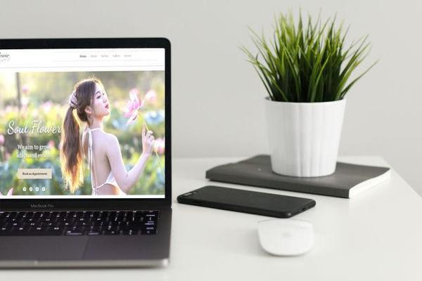 【女性ターゲット向け】集客を最大化するWebサイトを制作します