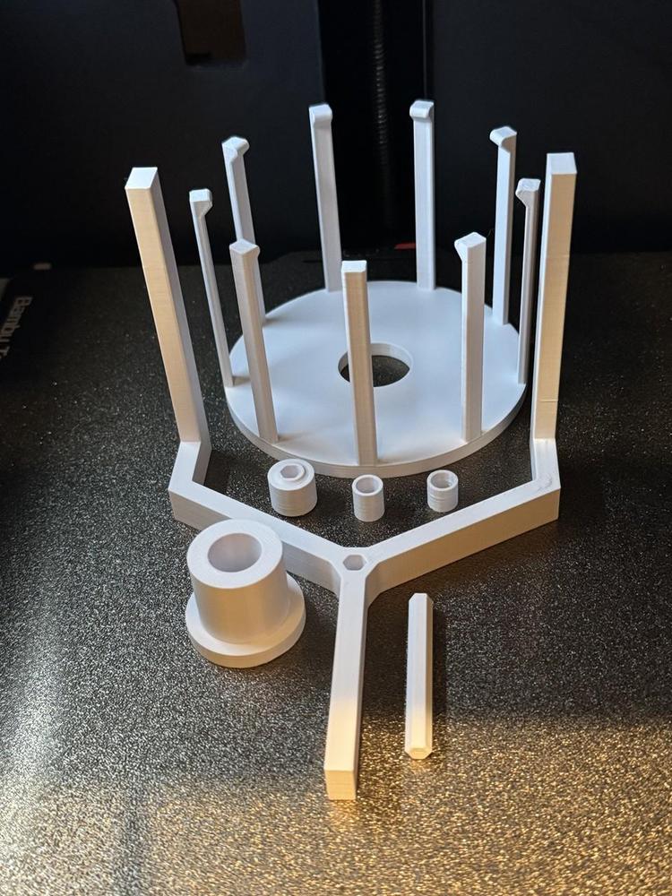 3Dデータを作成し、3Dプリンターで印刷、現物を納品します