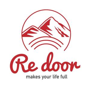 サニーデザイン (sunny327)さんのキャンプ/アウトドアブランド「Re door 」のロゴへの提案