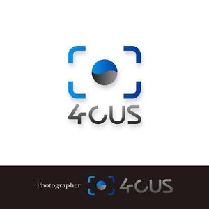 ＊ sa_akutsu ＊ (sa_akutsu)さんの個人フォトポートフォリオサイト「4CUS」のロゴ作成への提案