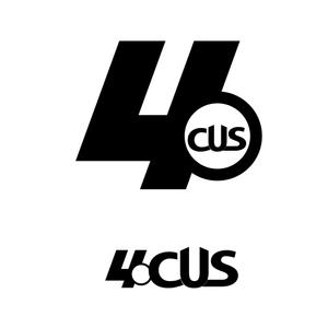 koma2 (koma2)さんの個人フォトポートフォリオサイト「4CUS」のロゴ作成への提案