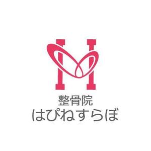 rico28さんの整骨院、整体院　「整骨院　はぴねすらぼ」のロゴへの提案