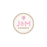 DeeDeeGraphics (DeeDeeGraphics)さんのスイーツショップ　J＆M sweets　のロゴへの提案
