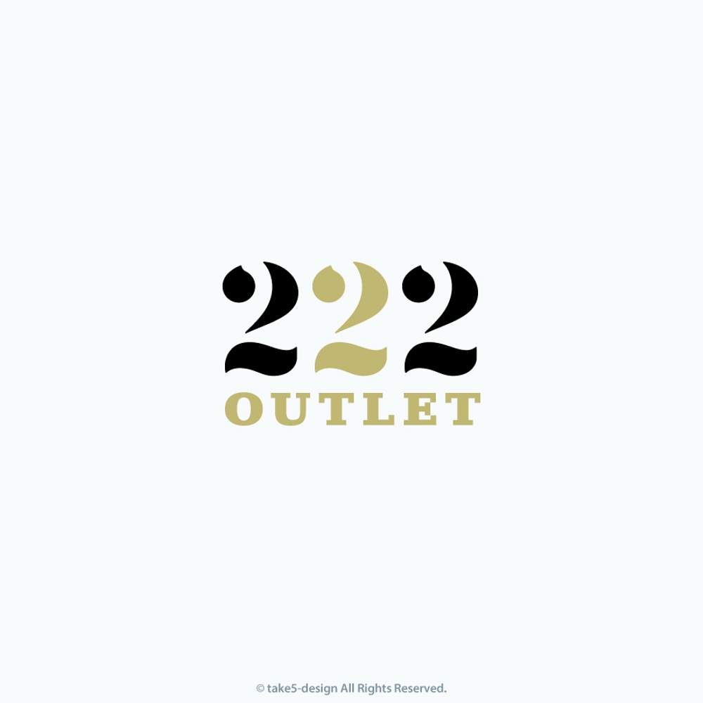 アウトレット商品を販売する店舗「２２２」のロゴ