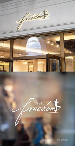 yoshidada (yoshidada)さんの新規EVENT SPACE「Studio Freedom」のロゴへの提案