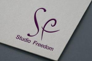 artisan-j (artisan-j)さんの新規EVENT SPACE「Studio Freedom」のロゴへの提案