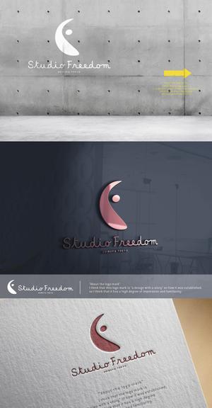 ヴェルデザイン (sklibero)さんの新規EVENT SPACE「Studio Freedom」のロゴへの提案