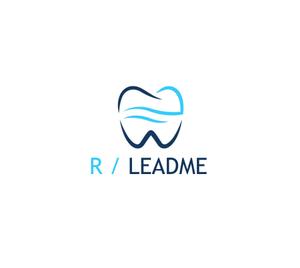 Navneet (yukina12)さんの歯科求人インタビューサイト「R/Leadme」のロゴへの提案