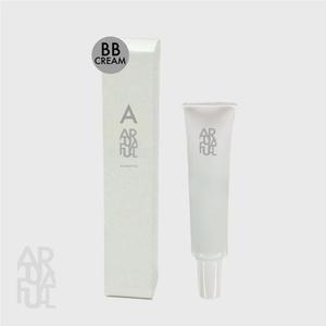 C DESIGN (conifer)さんの化粧品のパッケージデザインへの提案