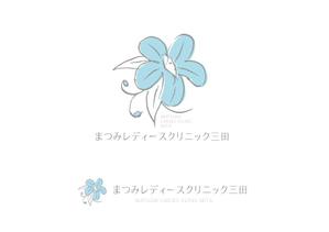 marukei (marukei)さんのプルメリアの花をモチーフにしたクリニックのロゴへの提案