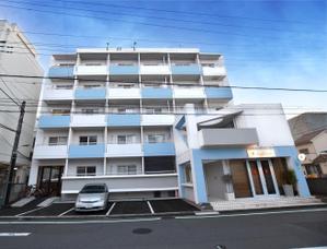 yaeyamataroさんの外壁塗装デザイン（急募）マンション1棟の外壁塗装カラーコーディネート　への提案