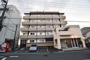 ことばもデザインも‥美乃里  (reniyuka)さんの外壁塗装デザイン（急募）マンション1棟の外壁塗装カラーコーディネート　への提案