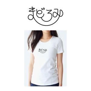 delicious (delicious-design)さんの10代後半～20代女性向けTシャツデザインへの提案