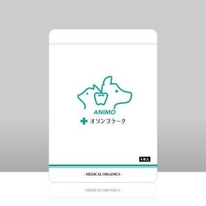 Joker Design (a_uchida)さんの簡単！急募！犬猫用オゾンクリームのシンプルなパッケージデザインへの提案