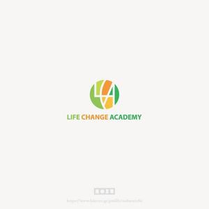  nobuworks (nobuworks)さんのオンライン動画セミナー「LIFE CHANGE ACADEMY」のロゴへの提案