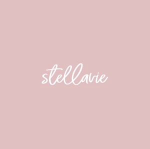 ヘッドディップ (headdip7)さんの女性向け美容サロン「stellavie」のロゴへの提案