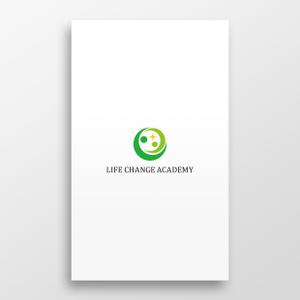 doremi (doremidesign)さんのオンライン動画セミナー「LIFE CHANGE ACADEMY」のロゴへの提案