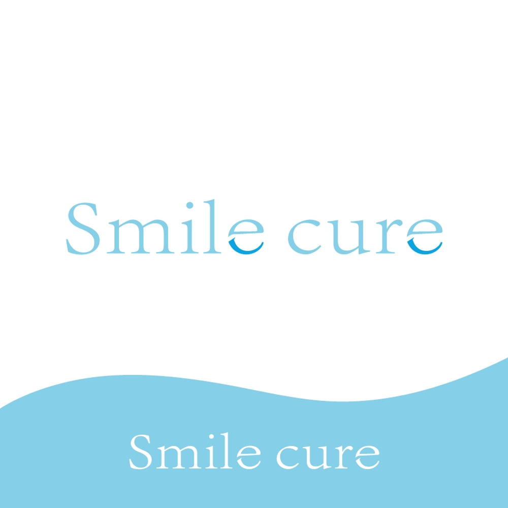 歯のホワイトニング商材名「smile cure（スマイルキュア）」のロゴ