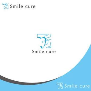 late_design ()さんの歯のホワイトニング商材名「smile cure（スマイルキュア）」のロゴへの提案