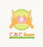 内田まろ (doronjo666)さんのリラクゼーションもみほぐし「てあてROOM」のロゴへの提案