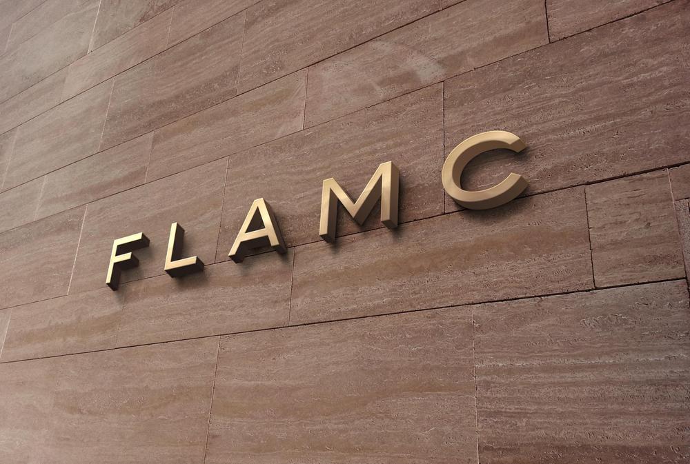 大人の男性向けライフスタイルメディア「FLAMC」のサービスロゴ制作